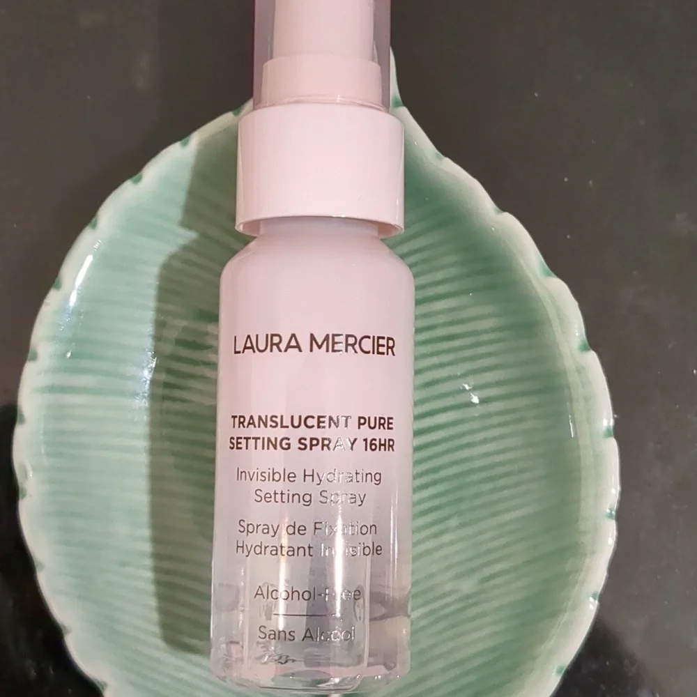 Translucent Pure Setting Spray-14 Hour